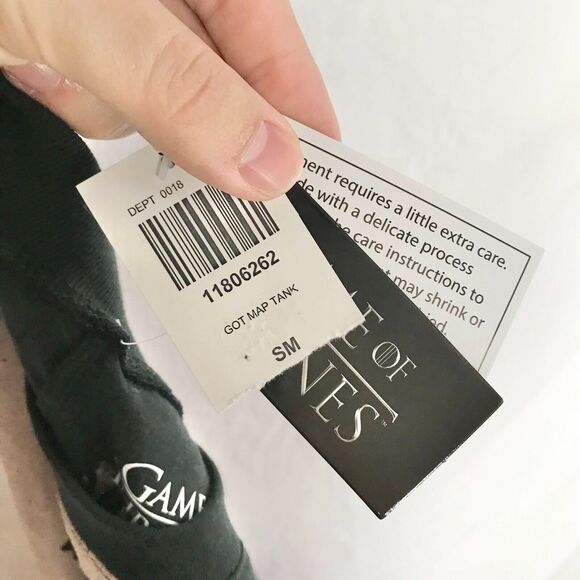 3/$20 Game Of Thrones NWT Junior Small Map Tank Top 100% Cotton Black Tan HBO - Picture 4 of 7